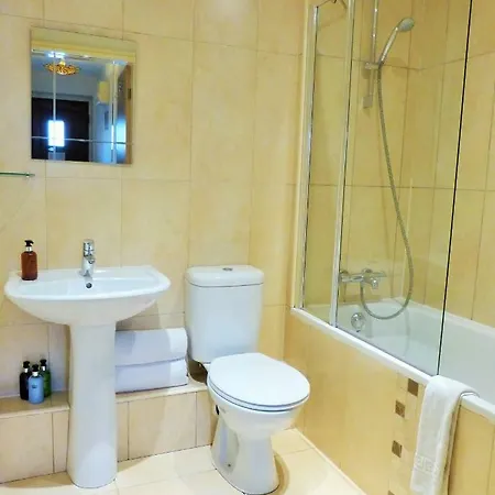 Hotel Monks Retreat